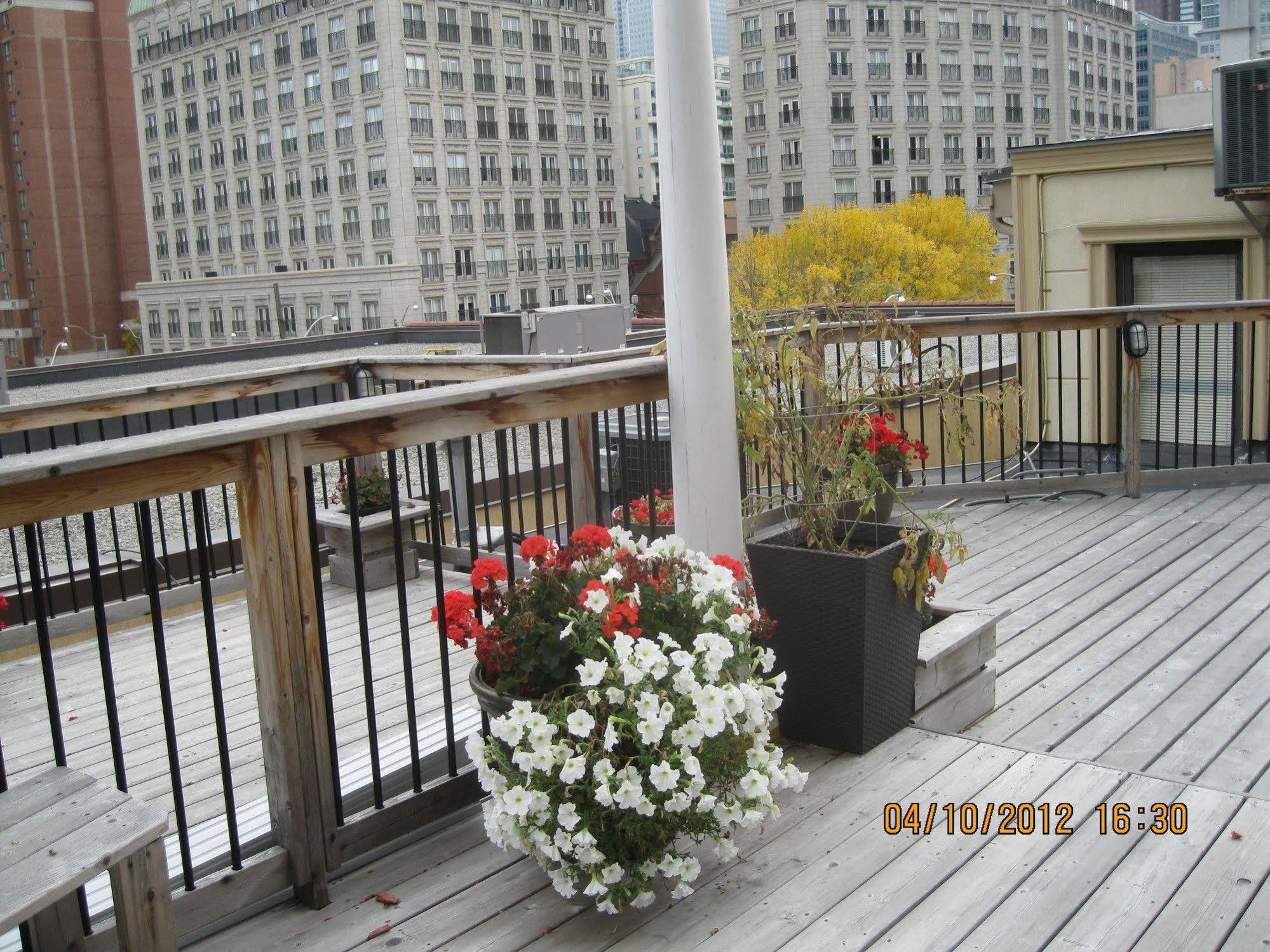 Saint Lawrence Residences And Suites Toronto Exterior foto
